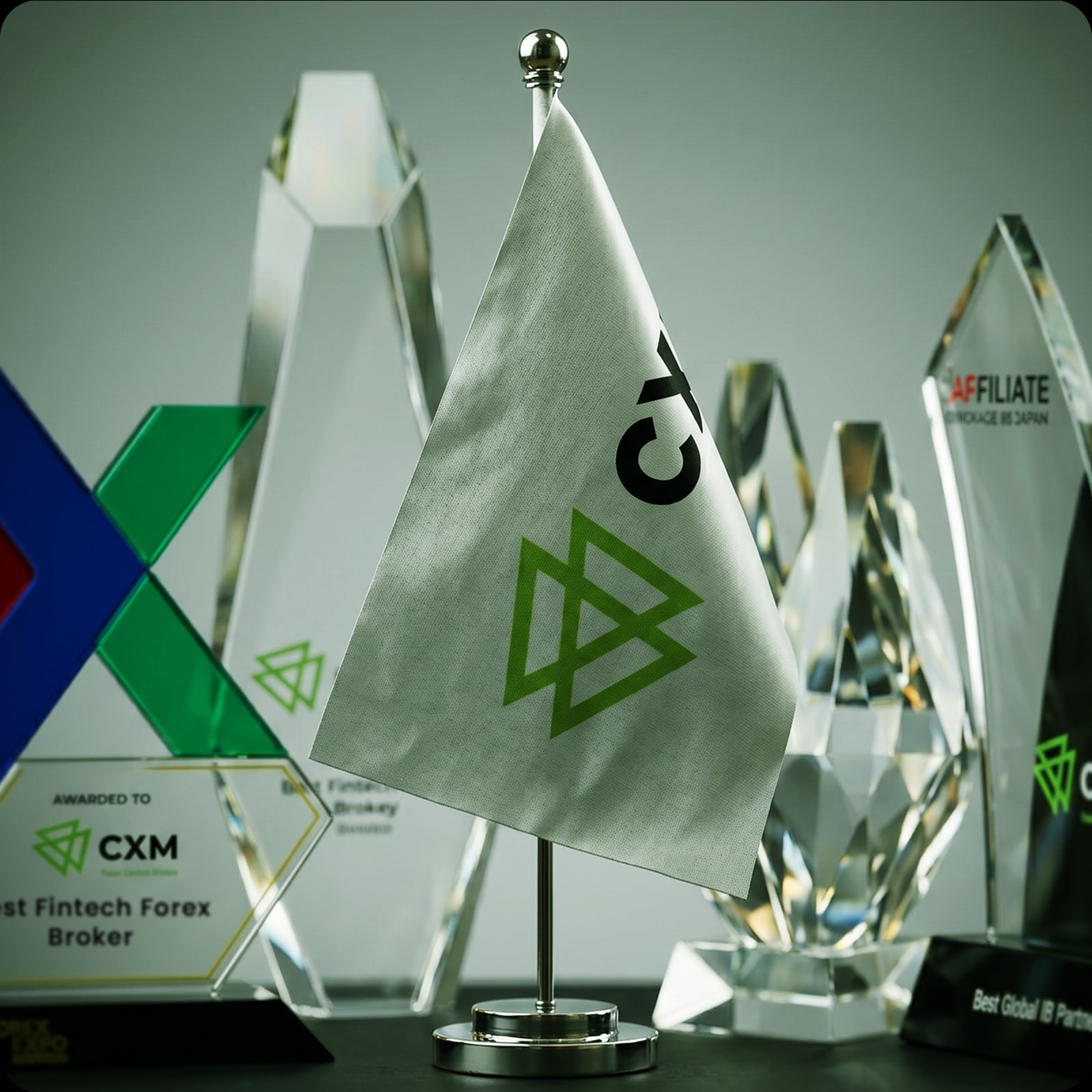 CXM салалық марапаттарының кубоктары